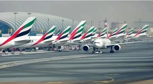 2024 迪拜旅客流量狂飙！9200 万破纪录，旅游热全面爆发！